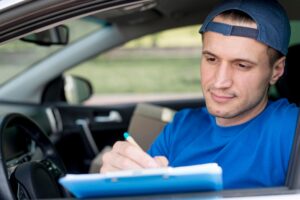 Seguro por Kilometraje: Paga Solo por lo que Conduces