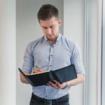 Revisar Póliza Anual: Clave para Mantener un Seguro Seguro y Actualizado