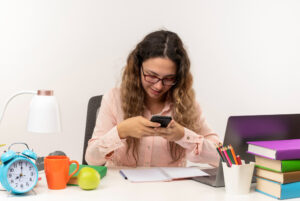 Cómo organizar tus finanzas para regreso a clases sin usar crédito caro